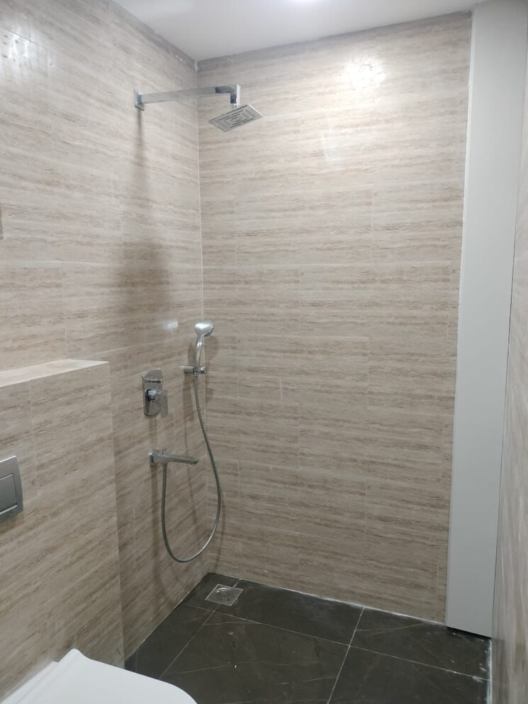 Attached Bathroom, rajesh-raj-infinia 2 Bedroom 797 Sq.Ft. Apartment In Malad West Mumbai 9369878