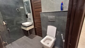 Bathroom in 3 BHK Apartment at Patiala Road – for Rent