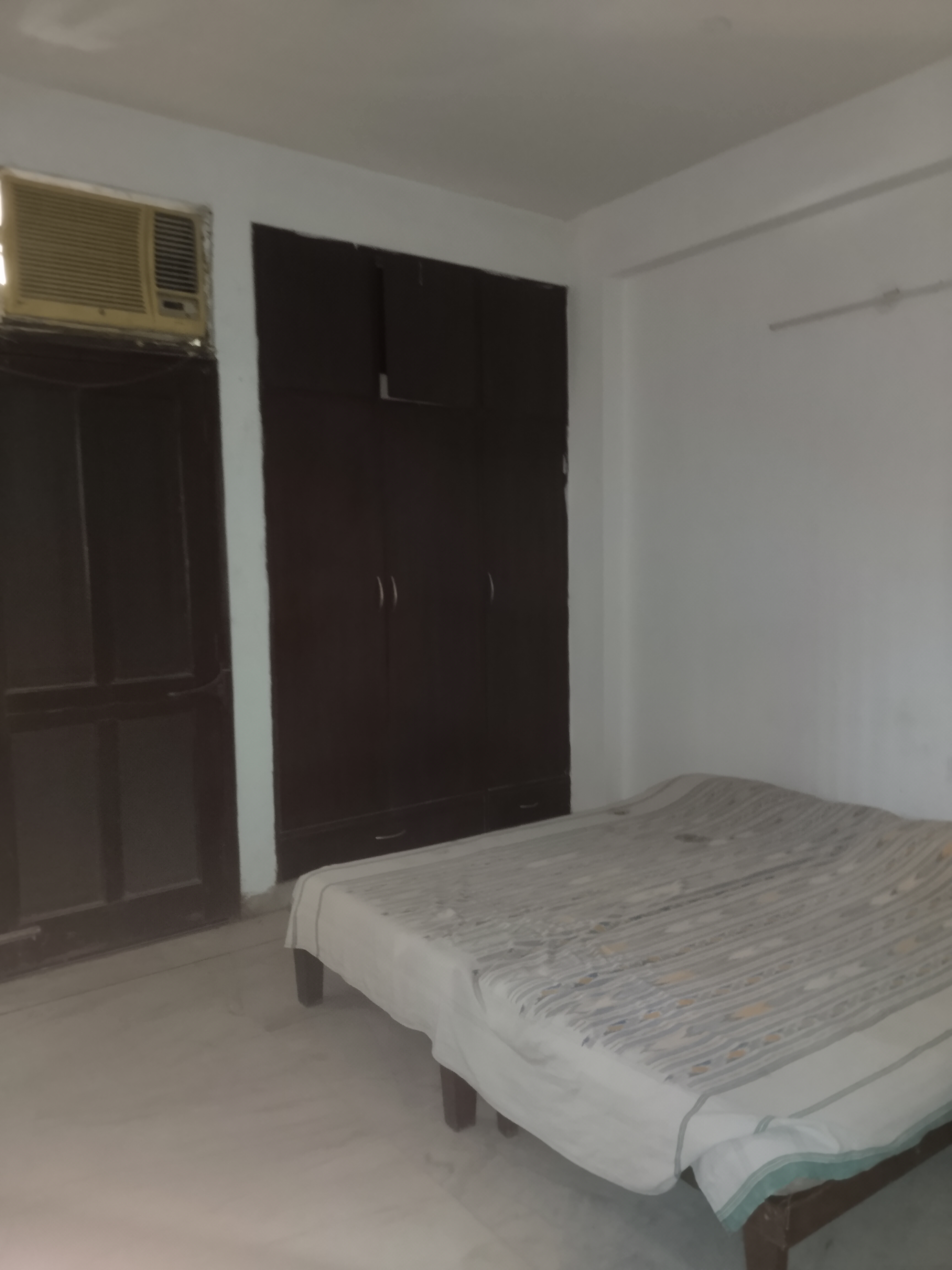 3 BHK Apartment For Rent in Sarita Vihar Pocket-J RWA