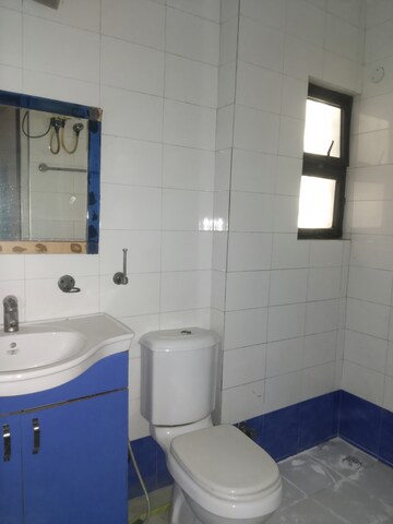 Bathroom in 3 BHK Apartment at Sarita Vihar Pocket-J RWA, Sarita Vihar – for Rent