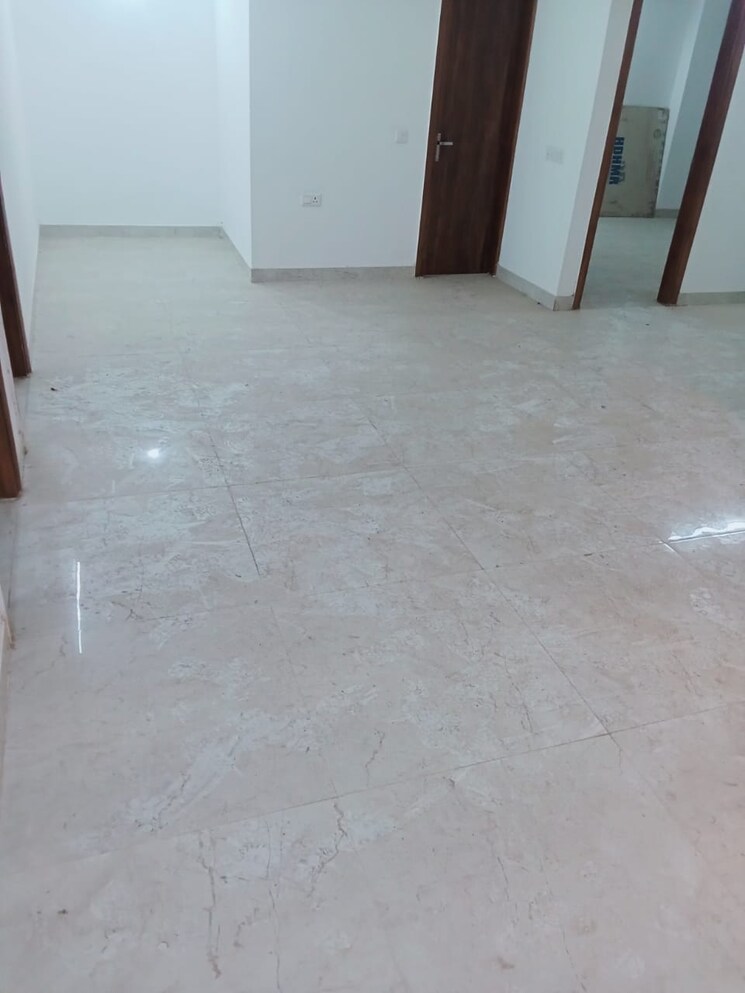 Room, uninav-eden 3 Bedroom 2090 Sq.Ft. Apartment In Raj Nagar Extension Ghaziabad 9369968