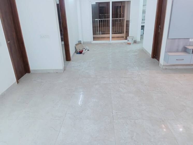 Room, uninav-eden 3 Bedroom 2090 Sq.Ft. Apartment In Raj Nagar Extension Ghaziabad 9369968