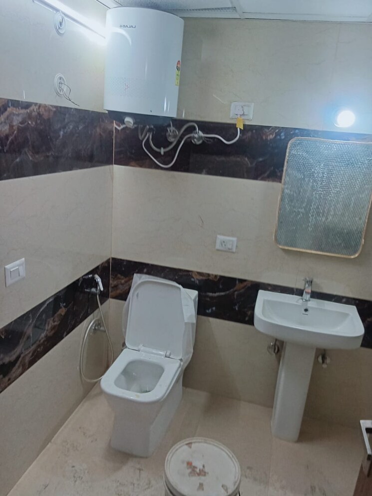 Team Area, uninav-eden 3 Bedroom 2090 Sq.Ft. Apartment In Raj Nagar Extension Ghaziabad 9369968