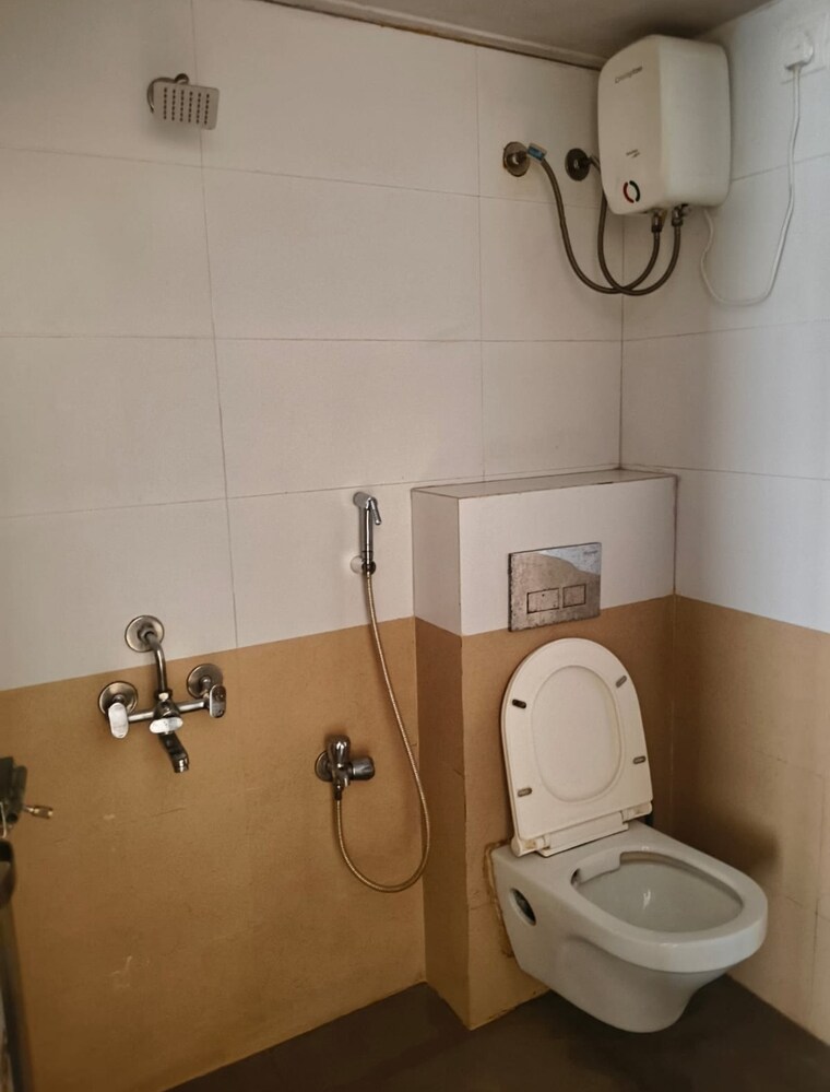 Bathroom, spenta-palazzio 2 Bedroom 510 Sq.Ft. Apartment In Sakinaka Mumbai 9369950