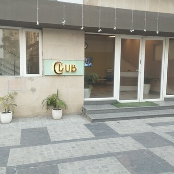 2 BHK Apartment For Sale in Nimbus Express Park View - II, Chi V Greater Noida