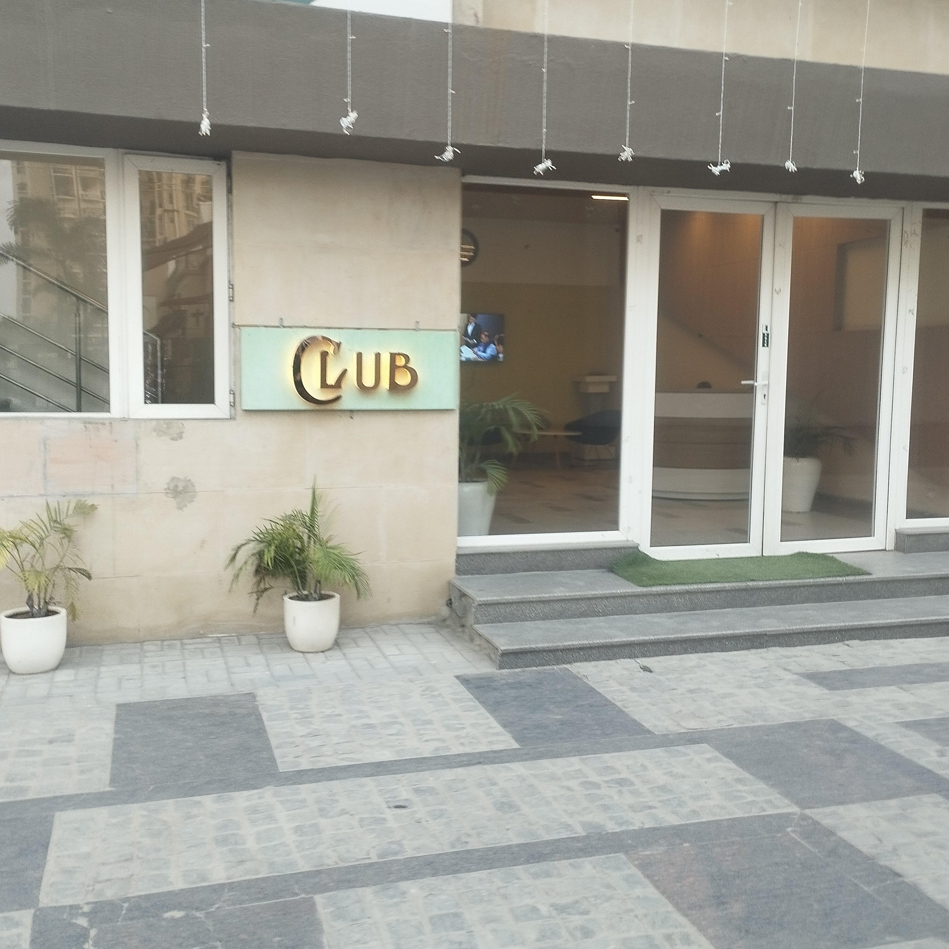 2 BHK + Extra Room Apartment For Sale in Nimbus Express Park View - II