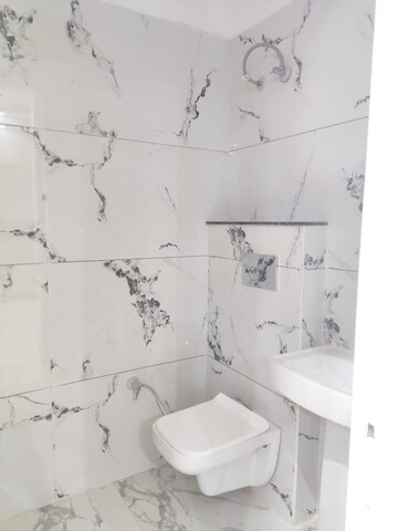 Bathroom in 5 BHK Villa at Gomti Homes, Nabha – for Rent