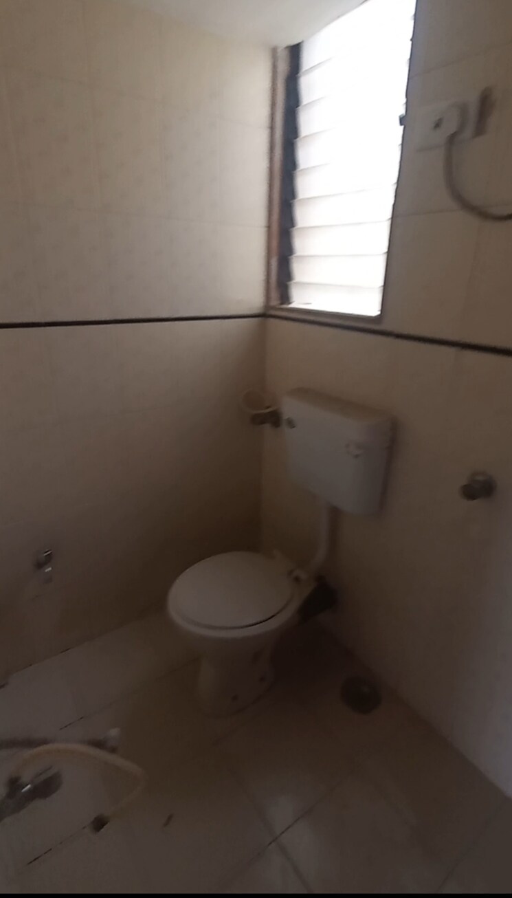Bathroom, riddhi-garden 1 Bedroom 625 Sq.Ft. Apartment In Malad East Mumbai 9370035
