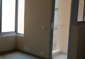 Room in 1 BHK Apartment at Wave Dream Homes, Wave City – for Rent