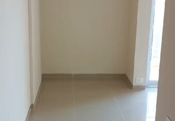 Room in 1 BHK Apartment at Wave Dream Homes, Wave City – for Rent