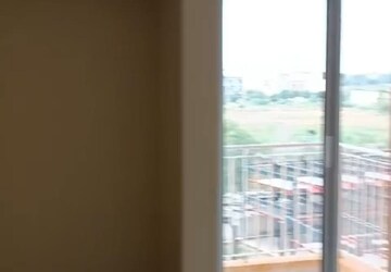 Room in 1 BHK Apartment at Wave Dream Homes, Wave City – for Rent