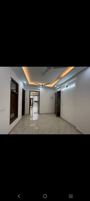 Room in 2 BHK Builder Floor at Saket – for Rent