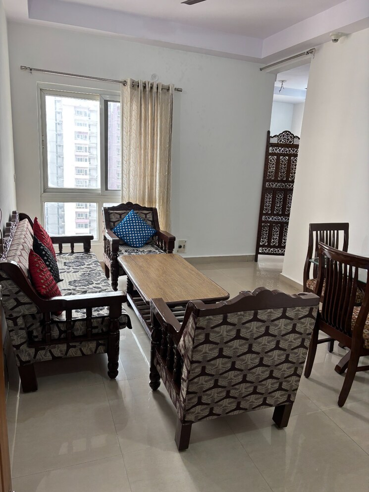 Living Room, upavp-ganga-yamuna-and-hindon-enclave 1.5 Bedroom 770 Sq.Ft. Apartment In Pratap Vihar Ghaziabad 9370279