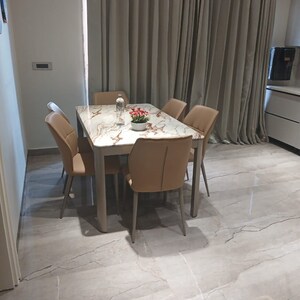 Team Area in 3 BHK Builder Floor at Auram Floor, South City 2 – for Rent