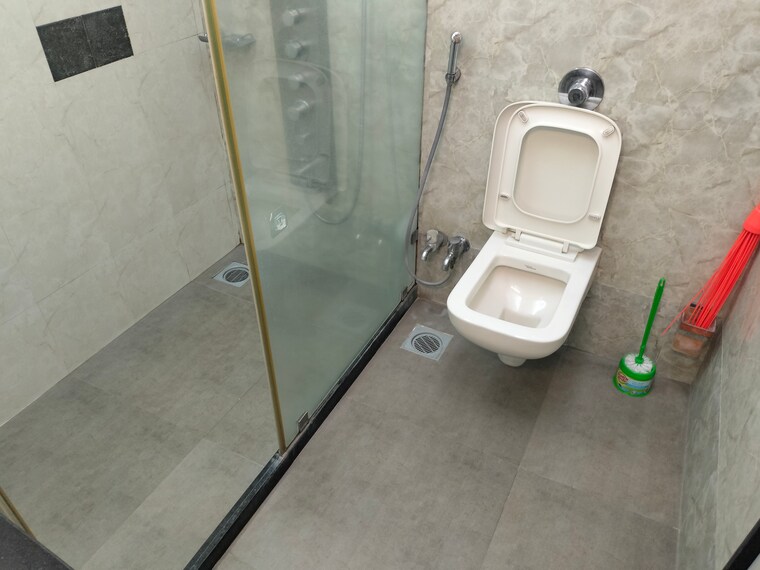 Bathroom, lalani-residency 2 Bedroom 600 Sq.Ft. Apartment In Kavesar Thane 9370073