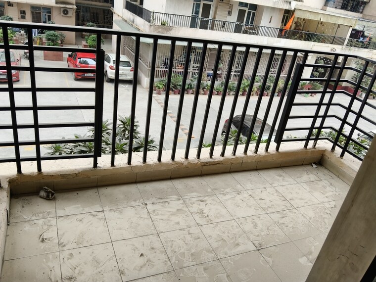 Balcony, gaur-city-1st-avenue 3 Bedroom 1400 Sq.Ft. Apartment In Sector 4 Greater Noida Greater Noida 9370077