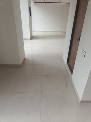 Building Lobby in  Office Space in IT/SEZ at Shree Rashmi Jewel, Kandivali West – for Rent