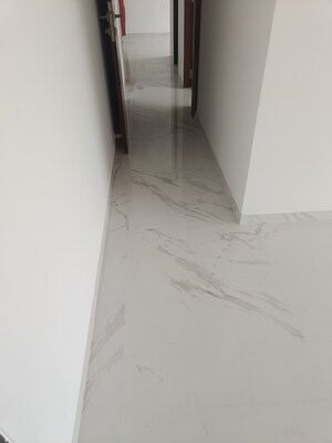 Staircase in  Office Space in IT/SEZ at Shree Rashmi Jewel, Kandivali West – for Rent