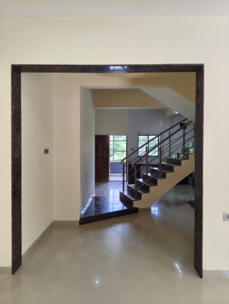 Room, panchshil-the-address 3 Bedroom 1600 Sq.Ft. Independent House In Boat Club Road Pune 9370152