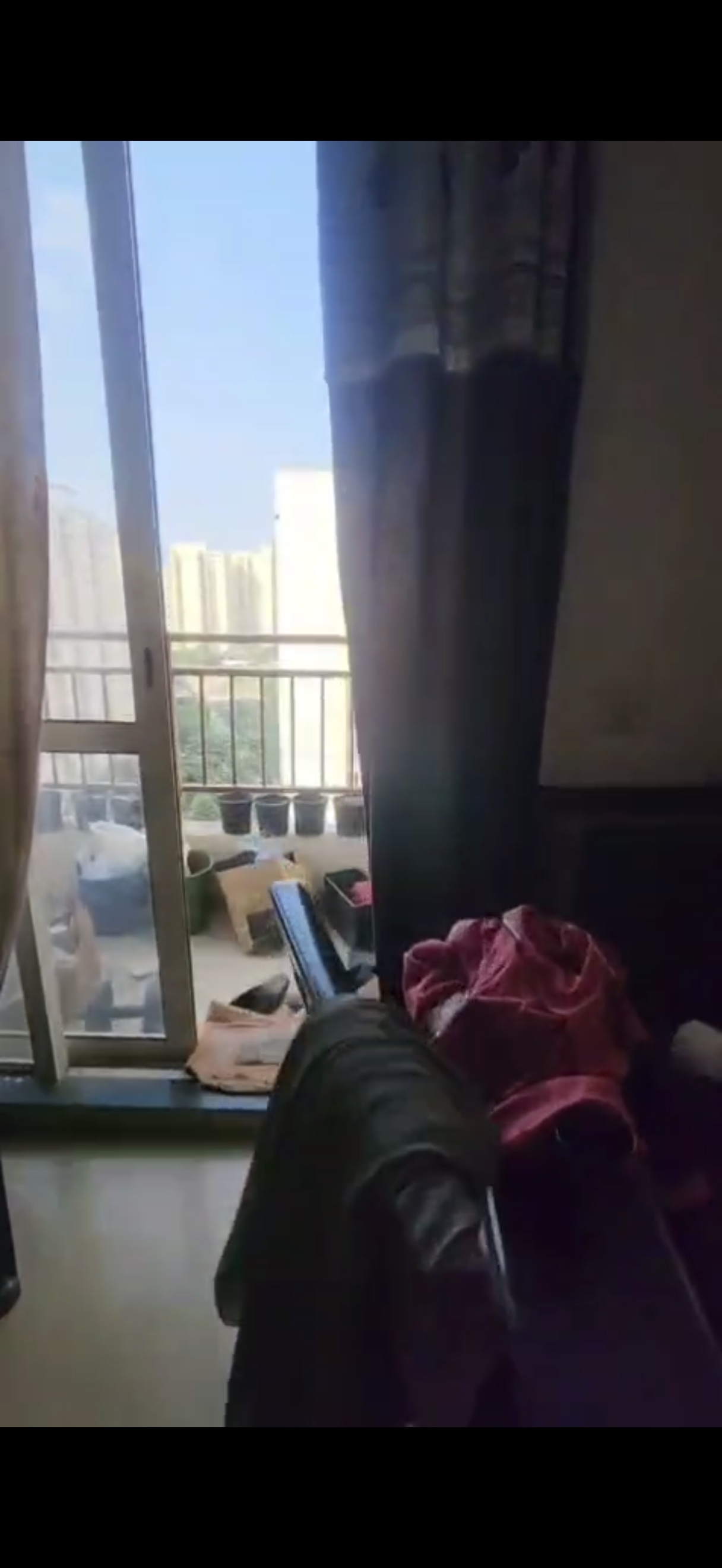 2 BHK + Study Room Apartment For Sale in Jm Orchid