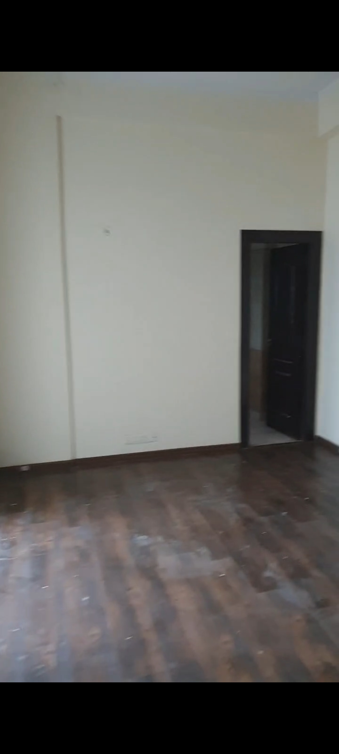 3 BHK 1330 Sq.Ft. Apartment in Amrapali Platinum