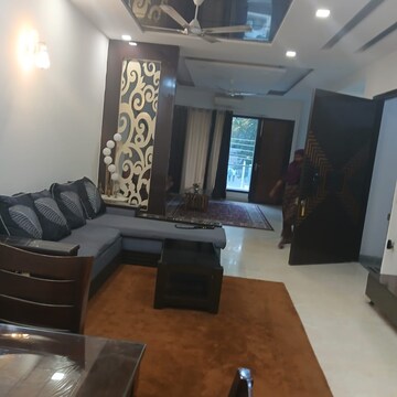 Living Room in 3 BHK Builder Floor at Uppal Southend, Sector 49 – for Rent
