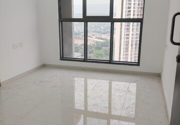 Master Bedroom in 2 BHK Apartment at UK Iridium, Kandivali East – for Rent