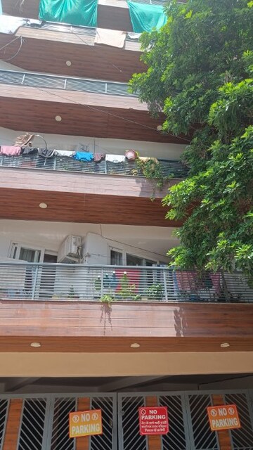 4 BHK Builder Floor – Exterior View View at New Colony - for Sale