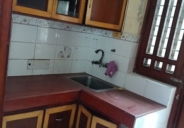 Kitchen in 1.5 BHK Villa at RWA Apartments Sector 51, Sector 51 – for Rent