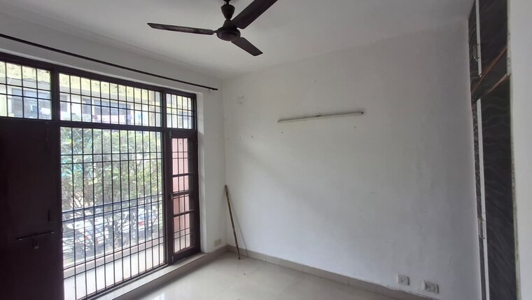 Other, vip road 2 Bedroom 1200 Sq.Ft. Apartment In Vip Road Zirakpur 9370264
