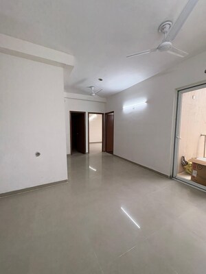 Room in 2 BHK Apartment at Mahagun Mywoods, Sector 16c Greater Noida – for Rent