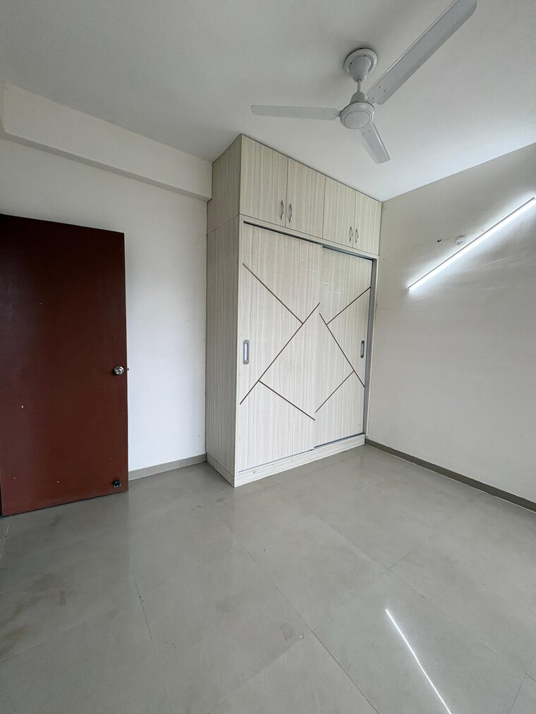 Room, mahagun-mywoods 2 Bedroom 593 Sq.Ft. Apartment In Sector 16c Greater Noida Greater Noida 9370328