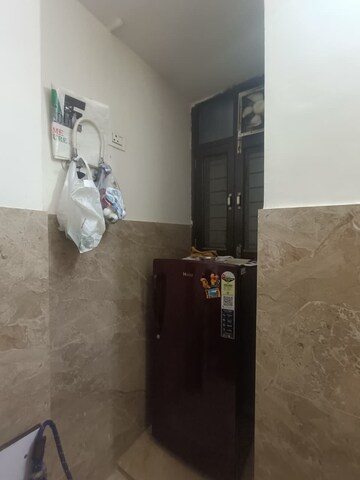 Room in 3 BHK Builder Floor at Malviya Nagar – for Rent