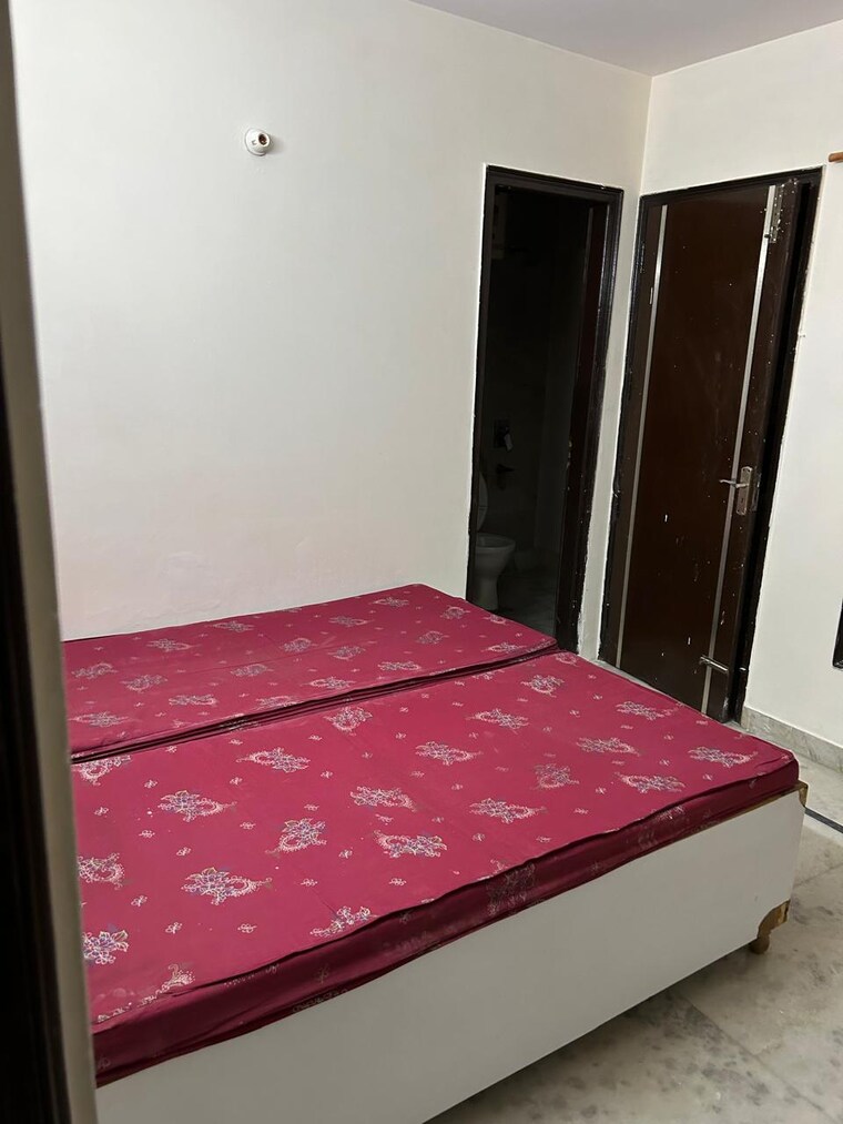 Bedroom, malviya nagar 3 Bedroom 1125 Sq.Ft. Builder Floor In Malviya Nagar Delhi 9370296