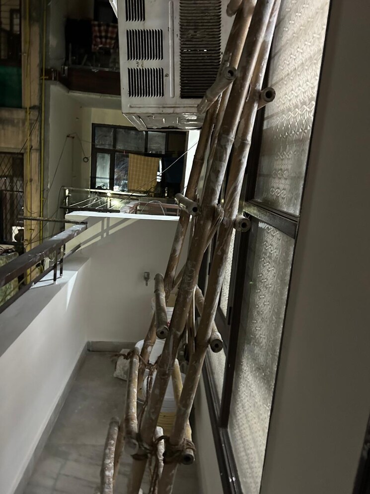 Balcony, malviya nagar 3 Bedroom 1125 Sq.Ft. Builder Floor In Malviya Nagar Delhi 9370296