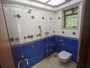 Team Area in 3 BHK Apartment at Lokhandwala Whispering Palms, Kandivali East – for Rent