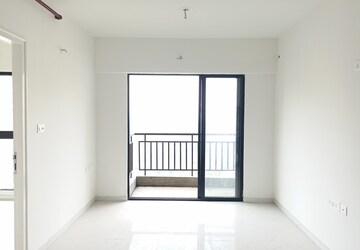 Room in 2 BHK Apartment at Runwal Gardens Phase 2, Dombivli East – for Rent