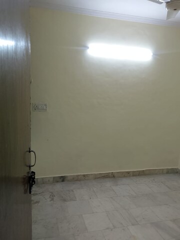 Room in 2 BHK Builder Floor at Malviya Nagar – for Rent