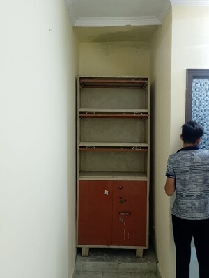 Furnished Amenities in 2 BHK Builder Floor at Malviya Nagar – for Rent