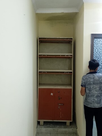 Furnished Amenities in 2 BHK Builder Floor at Malviya Nagar – for Rent