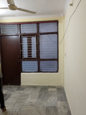 Room in 2 BHK Builder Floor at Malviya Nagar – for Rent