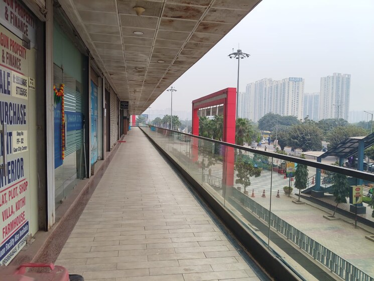 Balcony, gaur-city-center Commercial Office Space 190 Sq.Ft. In Sector 4 Greater Noida Greater Noida 9370368