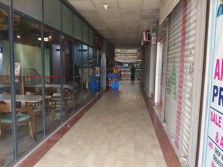 undefined, gaur-city-center Commercial Office Space 190 Sq.Ft. In Sector 4 Greater Noida Greater Noida 9370368