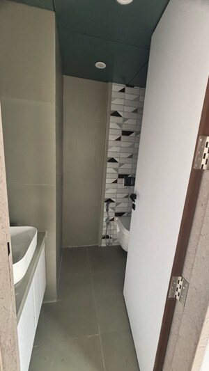 Bathroom in 4 BHK Apartment at USD Finessia, Bandra West – for Rent