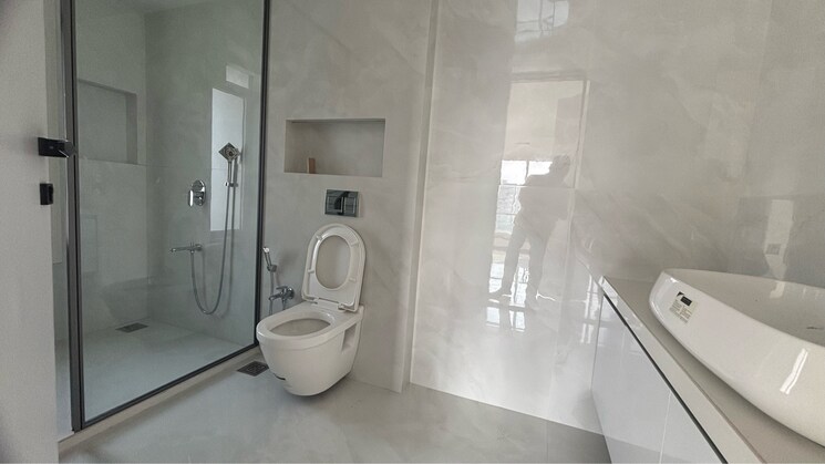 Bathroom, usd-finessia 4 Bedroom 1860 Sq.Ft. Apartment In Bandra West Mumbai 9370342