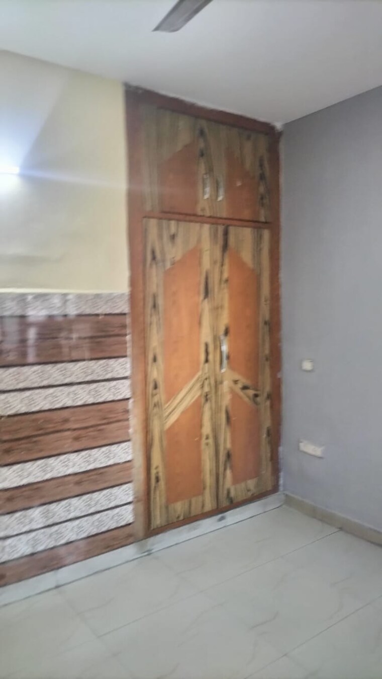 undefined, srs-royal-hills 2.5 Bedroom 1133 Sq.Ft. Apartment In Sector 87 Faridabad 9370403