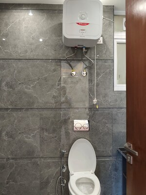 Bathroom in 3 BHK Builder Floor at DLF Garden Villas, Sector 43 – for Rent