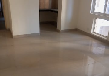 Room in 4 BHK Apartment at Panchsheel Hynish, Sector 1 Greater Noida – for Sale