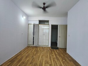 Room in 2.5 BHK Apartment at Lodha Casa Bella Gold, Dombivli East – for Sale