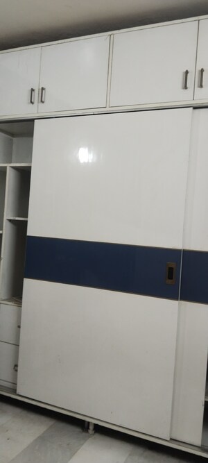 Furnished Amenities in 1 BHK Builder Floor at Malviya Nagar – for Rent